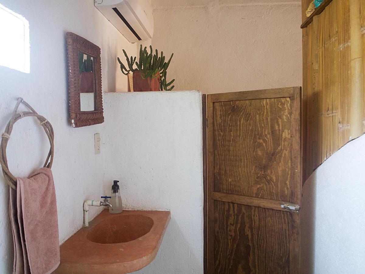 Una Posada Mas Mazunte Exterior photo